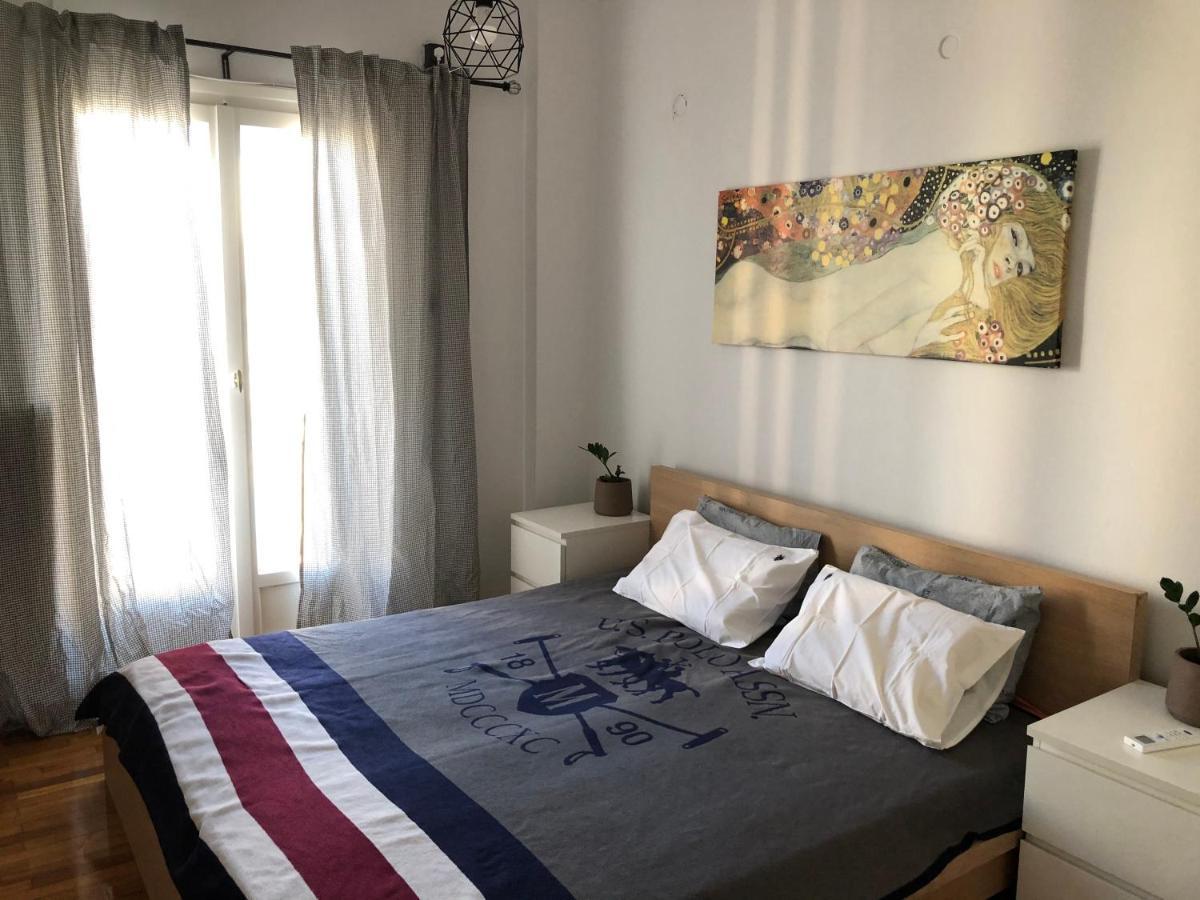 Cosy Apartment In Metaxourgeio Athén Kültér fotó