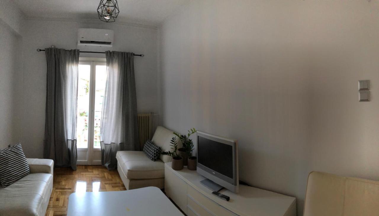 Cosy Apartment In Metaxourgeio Athén Kültér fotó